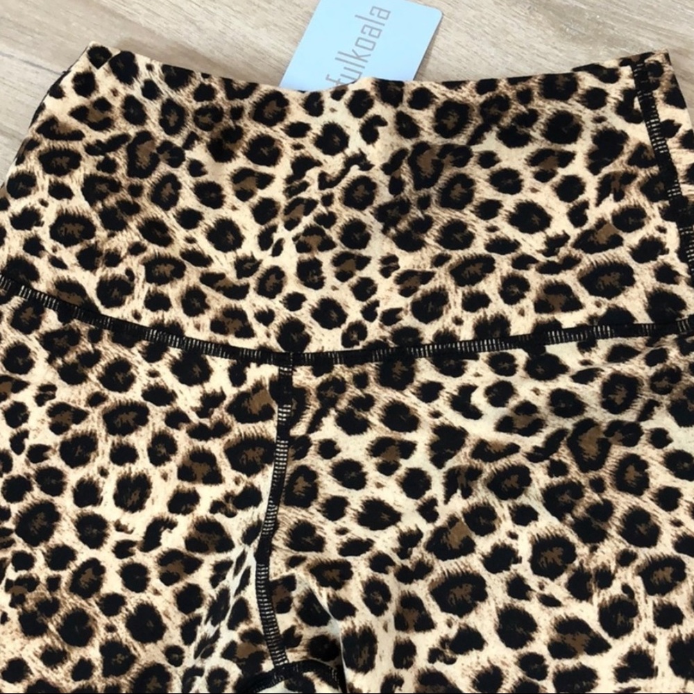 NWT Colorful Koala Leopard Leggins